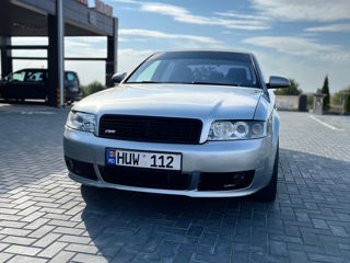 Audi A4 foto 1