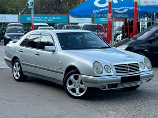 Mercedes E-Class foto 5