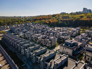 Vânzare, duplex, Poiana Pinului, strada Păşunilor, Botanica foto 2