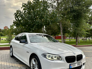 BMW 5 Series foto 2