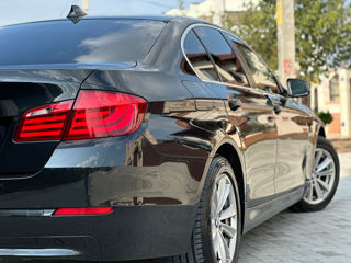 BMW 5 Series foto 8