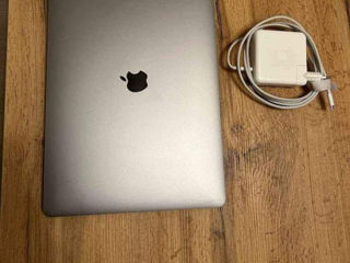 Macbook pro 2017 foto 2