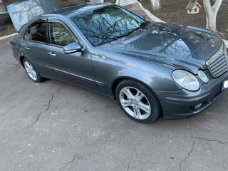 Mercedes E-Class foto 5