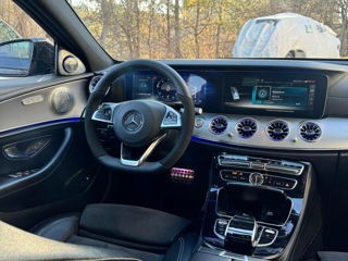 Mercedes E-Class foto 3