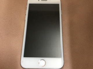 iPhone 7 Silver, 128 GB. В отличном состоянии. foto 1