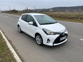 Toyota Yaris foto 2