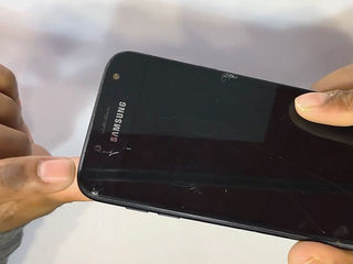 Samsung Galaxy S7edge (G935)  Ecranul este crăpat – adă-l la reparat! foto 1
