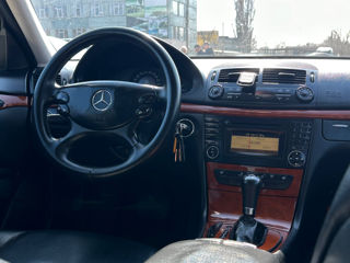 Mercedes E-Class foto 10