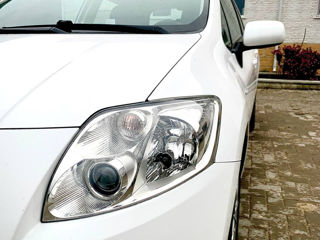 Toyota Auris foto 4