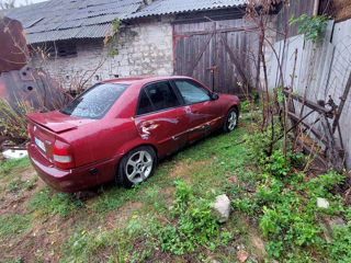 Mazda 323 BJ foto 5