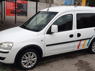 Opel Combo foto 1