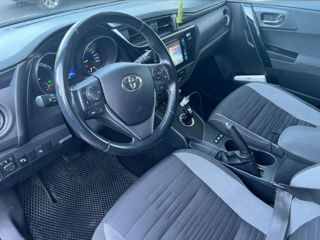 Toyota Auris foto 9