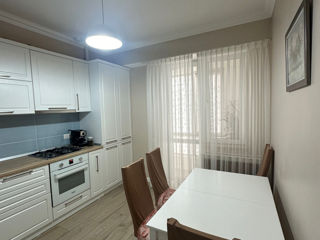 Apartament cu 1 cameră, 42 m², Buiucani, Chișinău foto 4