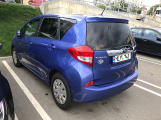 Toyota Verso-S foto 3