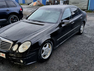 Mercedes E-Class foto 4