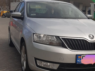 Skoda Rapid foto 1