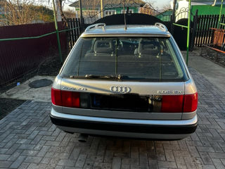 Audi 100 foto 4