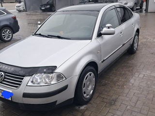 Volkswagen Passat foto 3