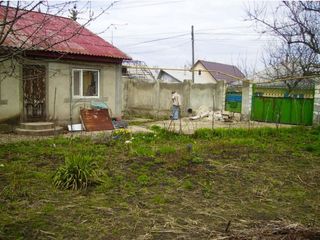 Teren pentru constructie 11 sote,privatizate +casa,apa,lumina,gaz foto 4