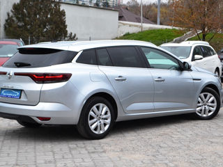 Renault Megane foto 2