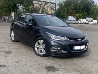 Chevrolet Cruze foto 2