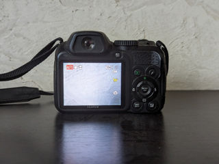 Fujifilm S2000HD foto 3