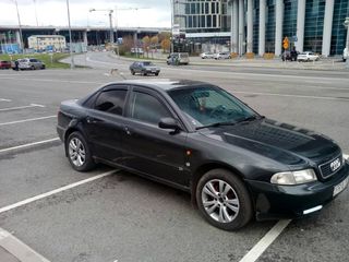 Audi A4 foto 2