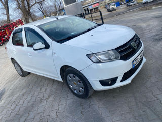 Dacia Logan foto 1