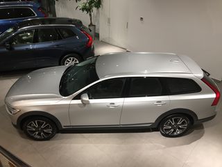 Volvo V90 foto 3