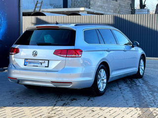 Volkswagen Passat foto 2