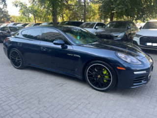 Porsche Panamera foto 3