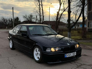 BMW 3 Series foto 3