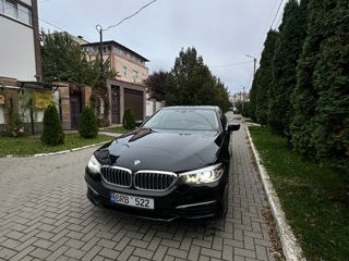 BMW 5 Series foto 4