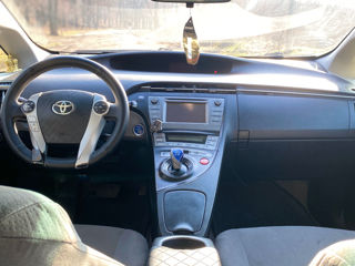 Toyota Prius foto 2