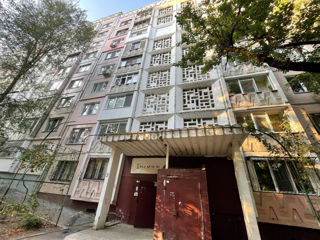 3-х комнатная квартира, 70 м², Буюканы, Кишинёв