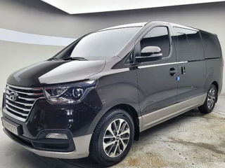 Hyundai GRAND STAREX foto 1