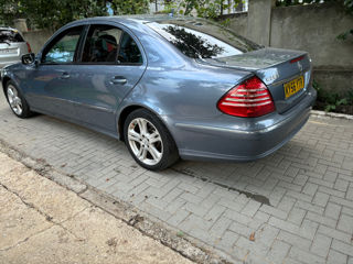 Mercedes E-Class foto 3