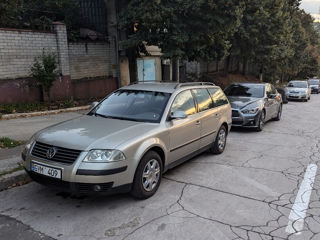 Volkswagen Passat foto 3