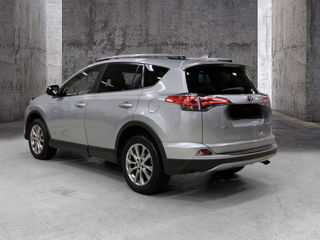 Toyota Rav 4 foto 4