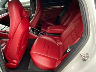 Porsche Panamera foto 17