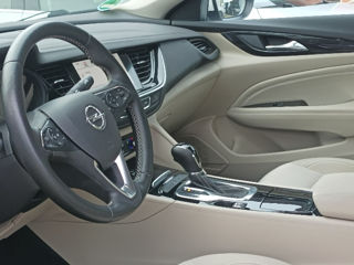 Opel Insignia foto 8