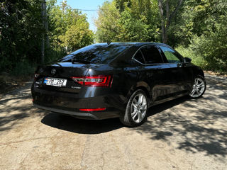 Skoda Superb foto 5