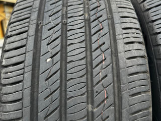 245/45/r19 Kumho crugen  premium foto 2