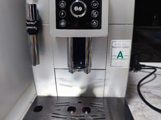 Aparat de cafea DeLonghi