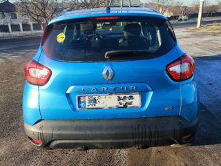 Renault Captur foto 2