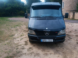 Mercedes Sprinter foto 1