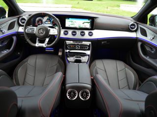 Mercedes CLS-Class foto 1