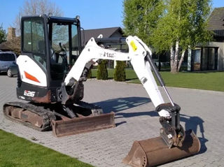 Bobcat E26 foto 2