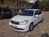 Renault Clio foto 9