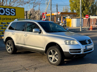 Volkswagen Touareg foto 3